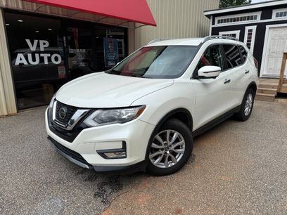 Used 2018 Nissan Rogue SV w/ Premium Package