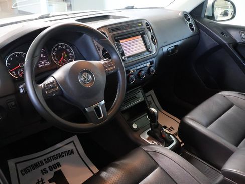 Used 2015 Volkswagen Tiguan S FWD image 13