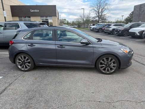 Used 2018 Hyundai Elantra GT Sport w/ Sport Tech Package 04 image 3