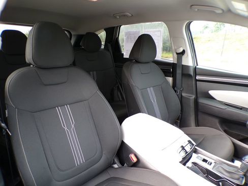 Used 2023 Hyundai Tucson SEL FWD image 13