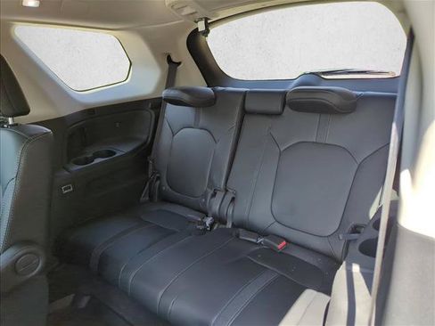 Used 2024 Honda Pilot EX-L image 17