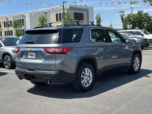 Used 2020 Chevrolet Traverse LT w/ Driver Confidence II Package AWD/4WD image 5