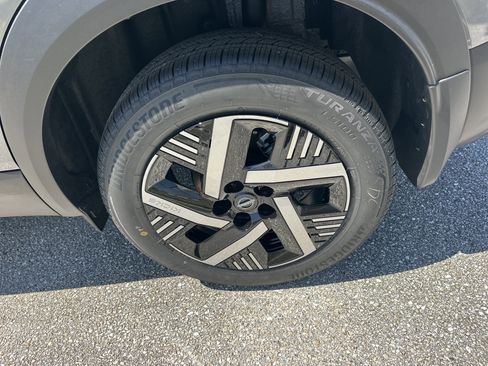 New 2026 Nissan Kicks SV FWD image 10