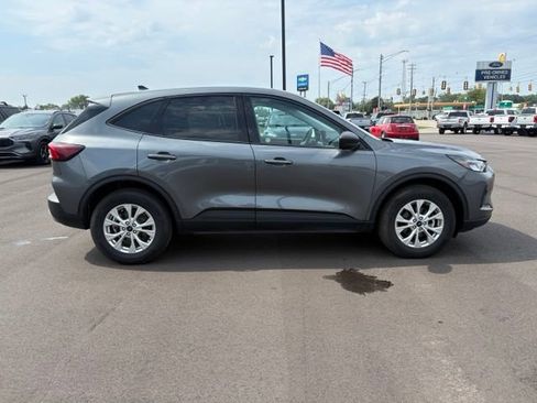 Certified 2025 Ford Escape Active AWD/4WD image 8