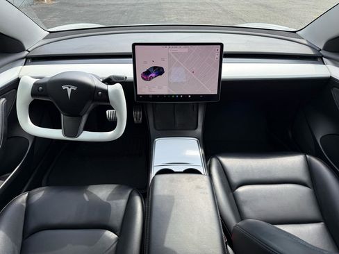 Used 2021 Tesla Model 3 Long Range image 11