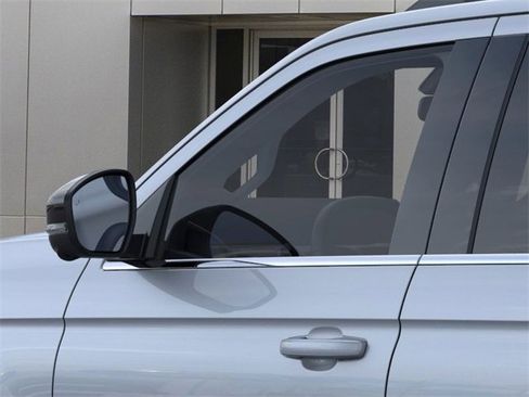 New 2025 Ford Expedition Active image 20