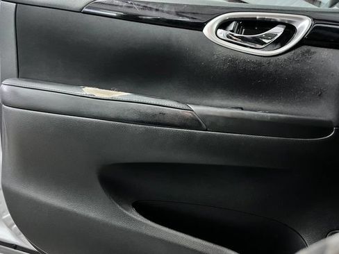 Used 2017 Nissan Sentra SV FWD image 18