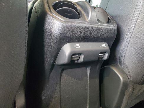Used 2020 Jeep Wrangler Unlimited Sport S AWD/4WD image 13