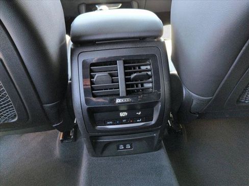 Used 2024 BMW X3 sDrive30i RWD image 17