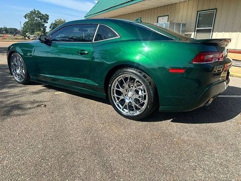 Used 2015 Chevrolet Camaro SS w/ Green Flash Special Edition RWD image 8