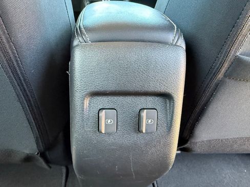 Used 2024 Nissan Kicks SR FWD image 33