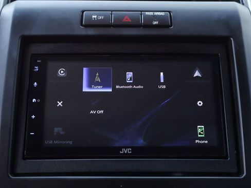 Used 2011 Ford F150 XLT w/ XLT Chrome Pkg image 30