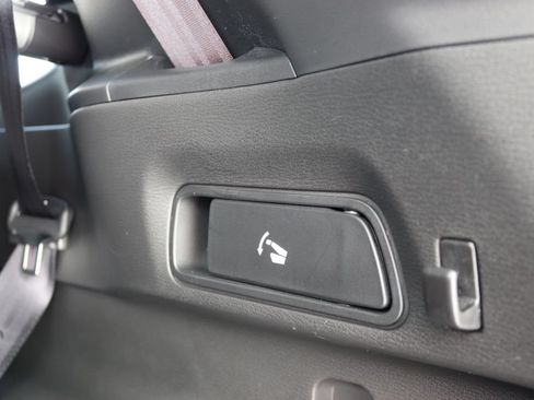Used 2025 Mitsubishi Outlander SEL FWD image 30