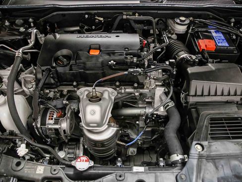 Used 2024 Honda Civic Sport image 29