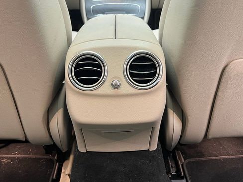 Used 2023 Mercedes-Benz E 350 4MATIC Sedan image 9