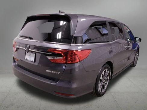 Certified 2024 Honda Odyssey EX-L image 6