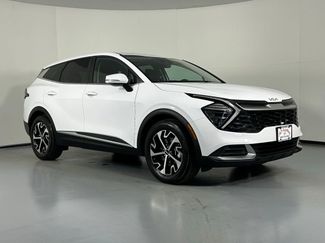 Used 2024 Kia Sportage EX video 1
