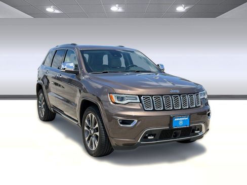 Used 2018 Jeep Grand Cherokee Overland RWD image 7