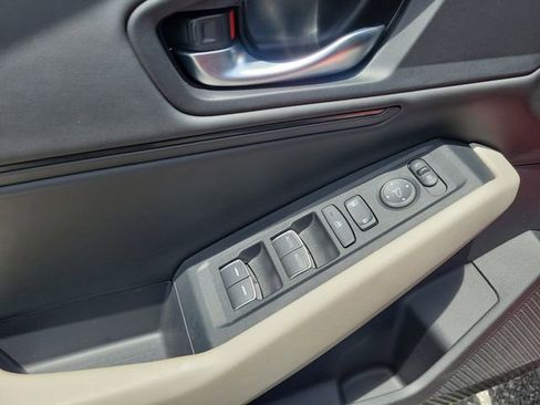 Used 2024 Honda Accord EX image 19