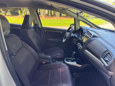 Used 2016 Honda Fit LX image 8