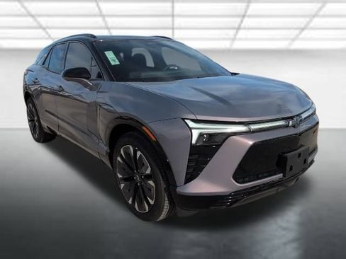 New 2025 Chevrolet Blazer EV RS image 1