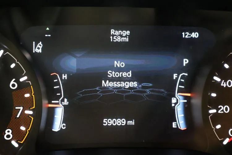 Used 2024 Jeep Compass Latitude AWD/4WD image 25