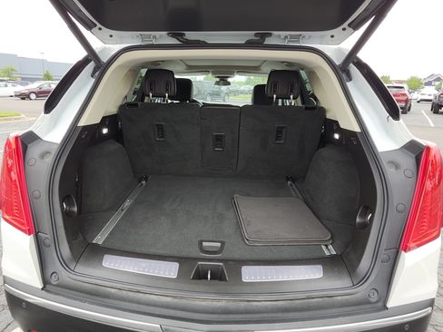 Used 2018 Cadillac XT5 Premium Luxury AWD/4WD image 25