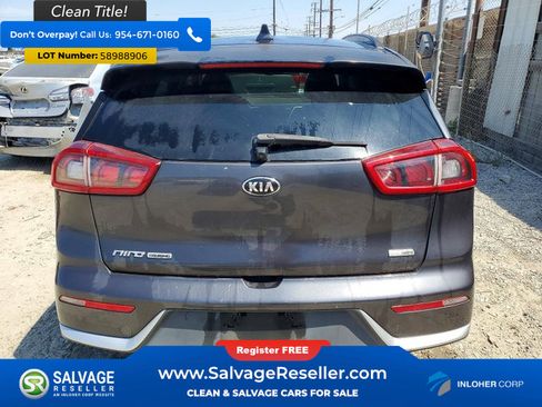 Used 2018 Kia Niro EX w/ Option Group 020 FWD image 8