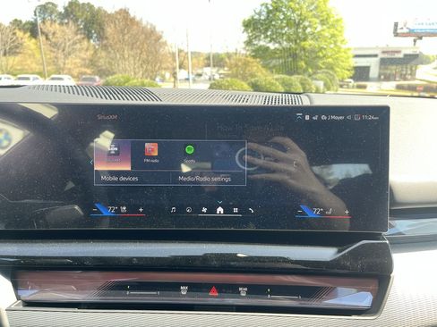 New 2026 BMW i5 eDrive40 w/ M Sport Package RWD image 24