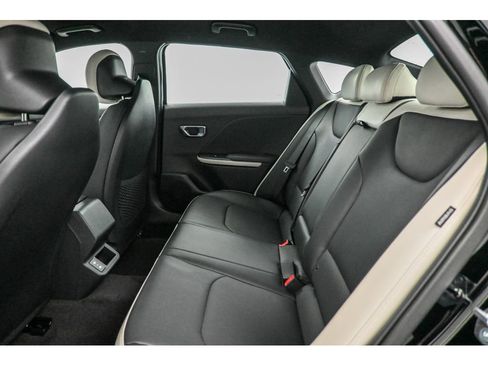 New 2026 Kia K4 GT-Line image 12