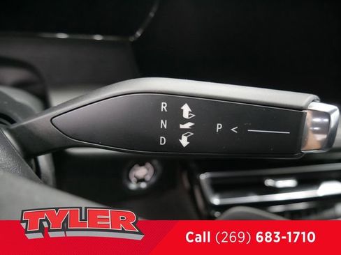 New 2025 Chevrolet Traverse LT w/ Driver Confidence Package image 25