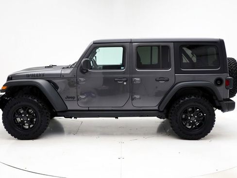 Used 2025 Jeep Wrangler Unlimited Sport AWD/4WD image 6