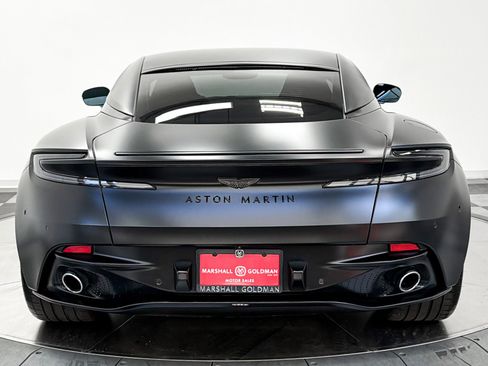 Used 2025 Aston Martin DB12 Coupe RWD image 8