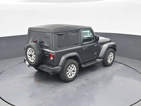 Used 2023 Jeep Wrangler Sport AWD/4WD image 33