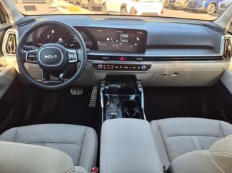 Used 2024 Kia Sorento SX video 2