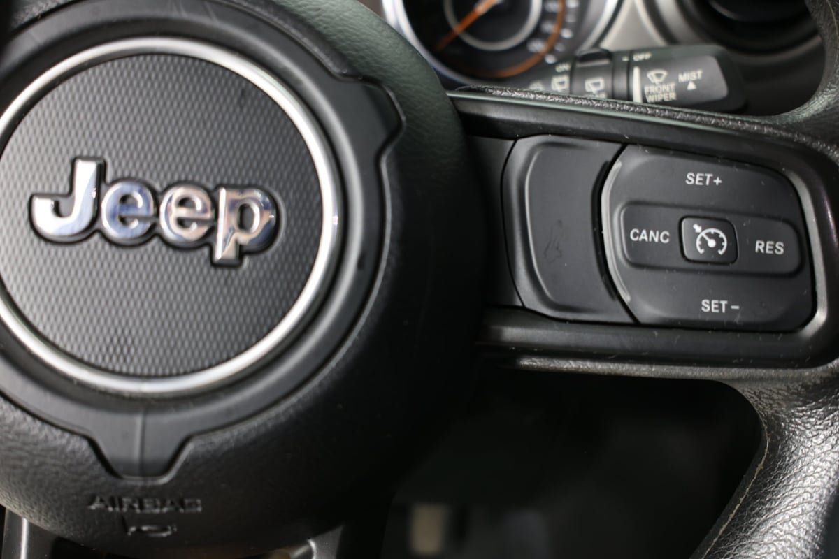 Used 2022 Jeep Wrangler Unlimited Sport AWD/4WD image 25