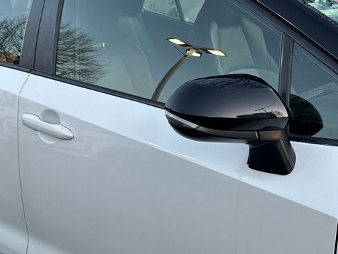 Used 2020 Toyota Corolla XSE image 10