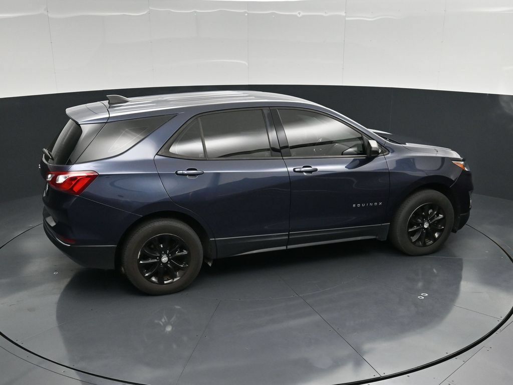 Used 2018 Chevrolet Equinox LS FWD image 38