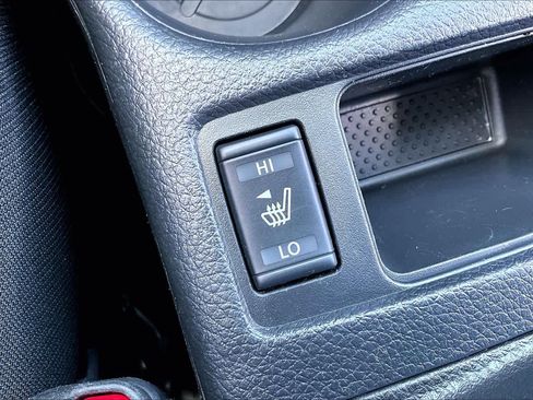 Certified 2019 Nissan Rogue SV FWD image 35