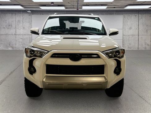 Used 2023 Toyota 4Runner TRD Off-Road Premium w/ Moonroof Package AWD/4WD image 6