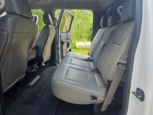 Used 2019 Ford F250 XL w/ Power Equipment Group AWD/4WD image 22