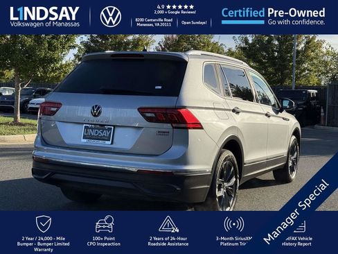 Certified 2022 Volkswagen Tiguan SE w/ Panoramic Sunroof Package image 3