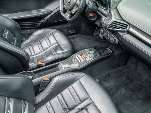 Used 2015 Ferrari 458 Spider RWD image 29