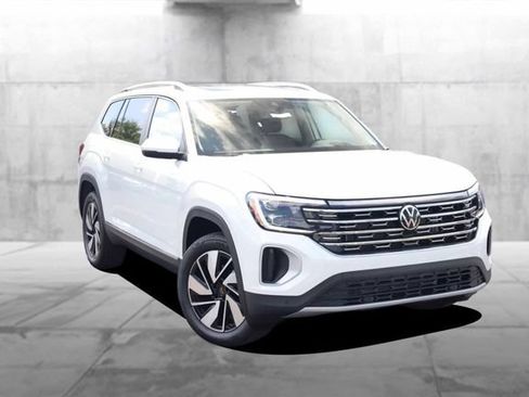 New 2026 Volkswagen Atlas SEL AWD/4WD image 2
