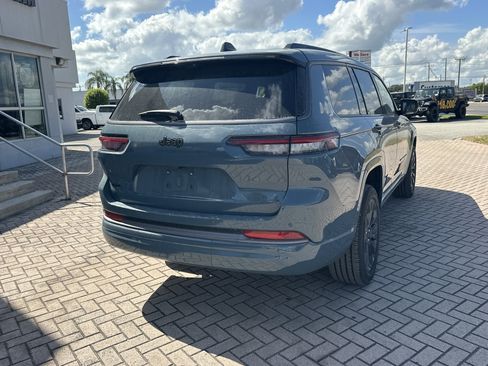New 2026 Jeep Grand Cherokee L Limited AWD/4WD image 7
