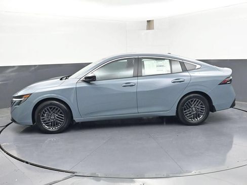 New 2026 Nissan Sentra SV w/ SV Convenience Package FWD image 4