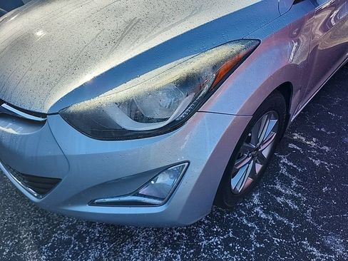Used 2014 Hyundai Elantra SE w/ Option Group 02 FWD image 8