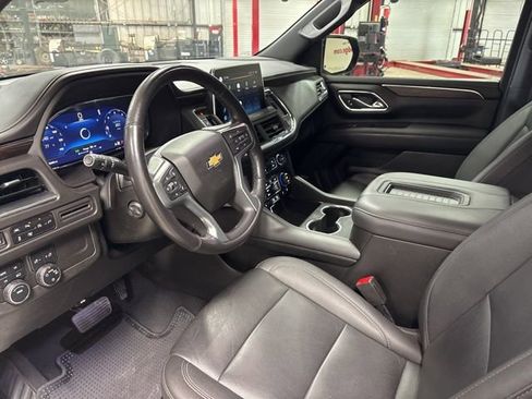 Used 2022 Chevrolet Tahoe LT w/ LT Signature Plus Package image 15