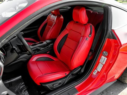 Used 2015 Ford Mustang GT RWD image 29