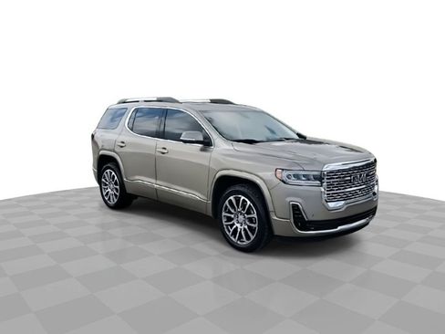 Used 2022 GMC Acadia Denali w/ Denali Ultimate Package image 2
